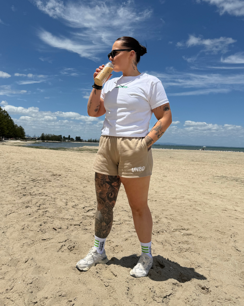 Slouch Shorts CAMEL - Short Cut