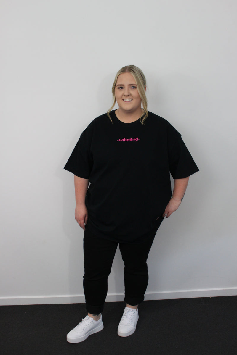 Basic Tee Black - Pink Logo